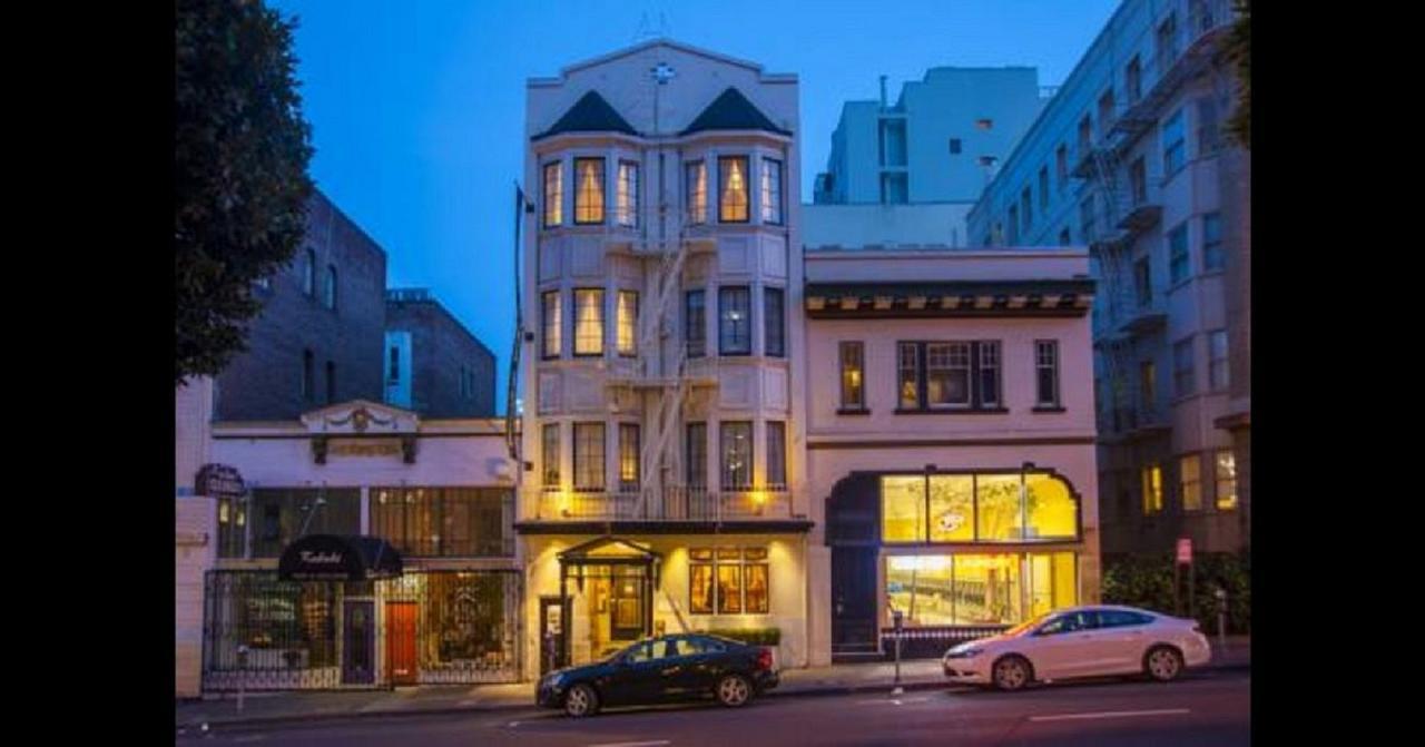 Golden Gate Inn 3*